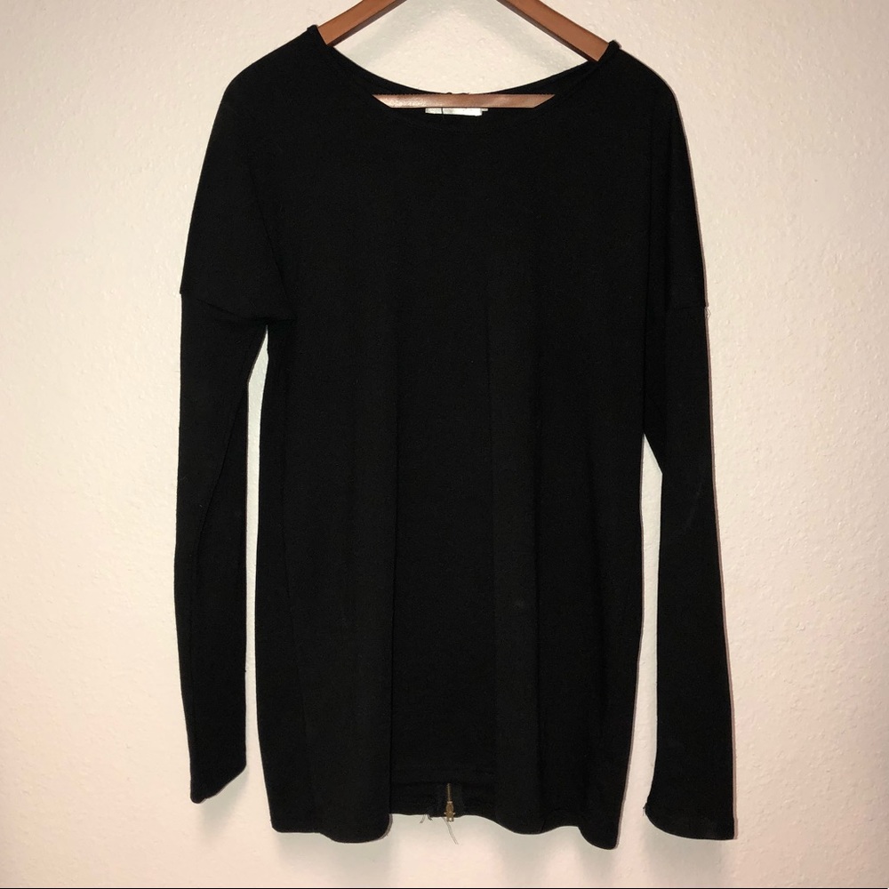 Bepei black sweater/top, zipper back!